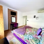 Merry Studio Hotel