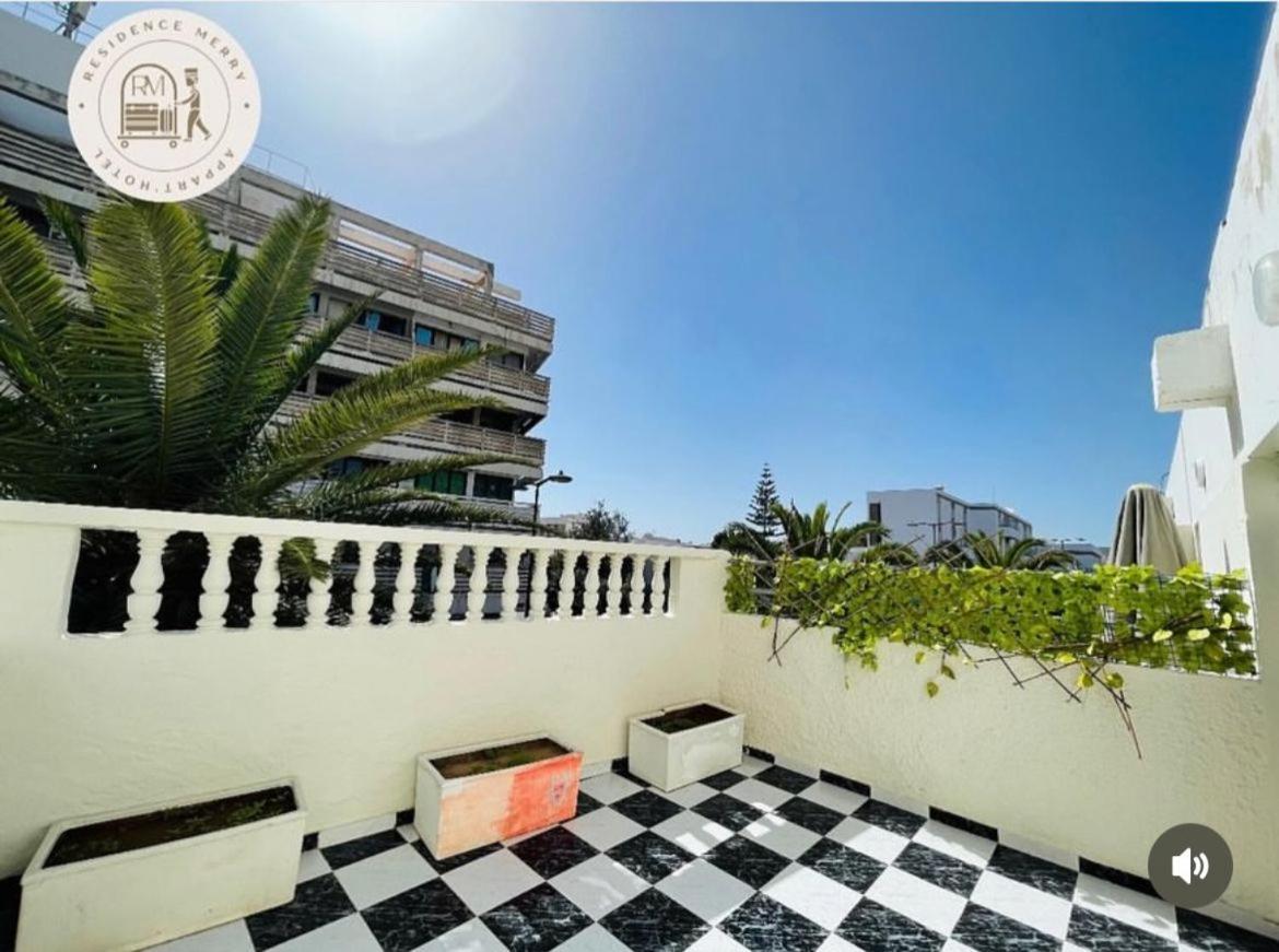 Aparthotel Merry *